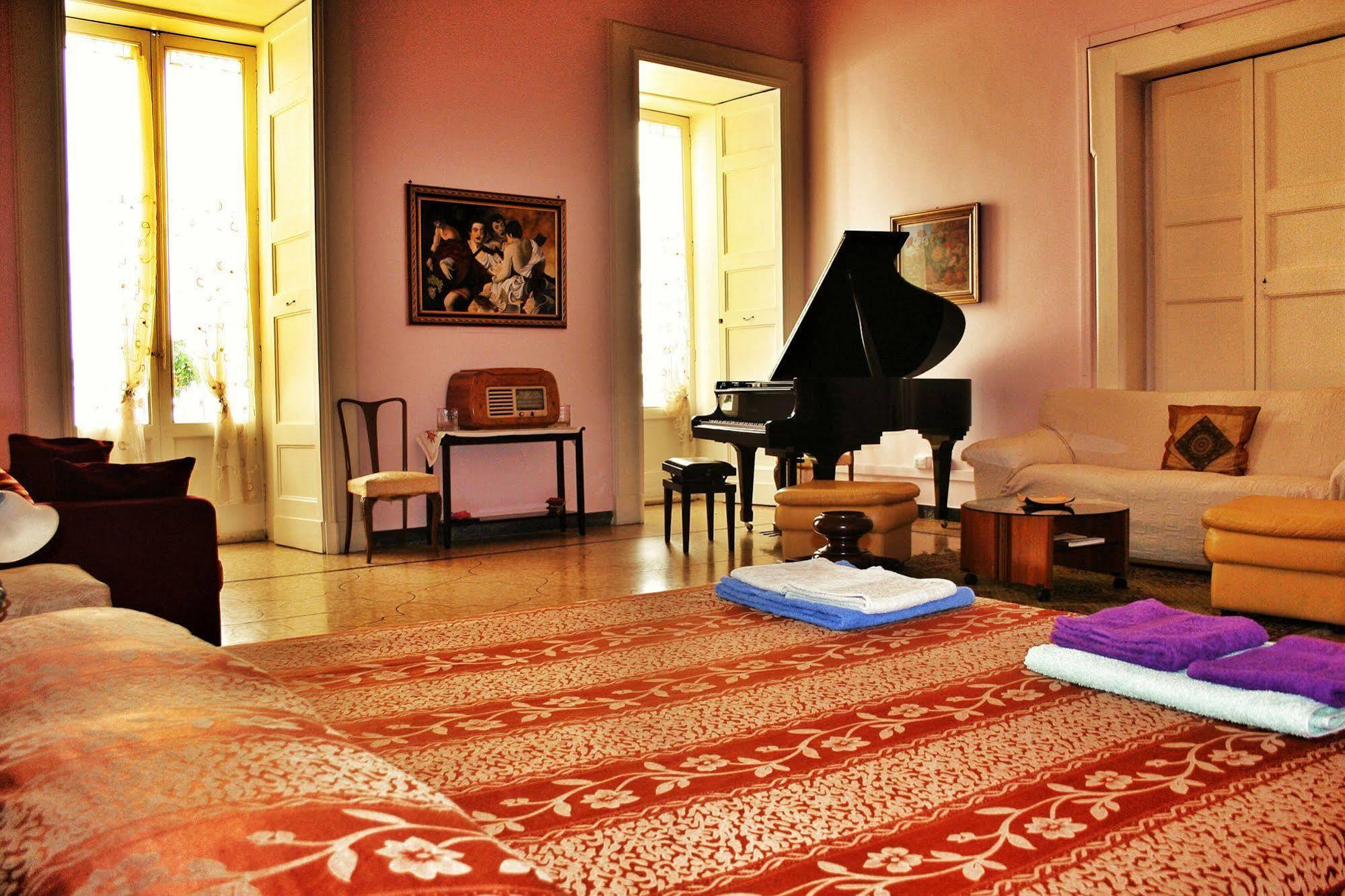 Palazzo Belli B&B Lecce Luaran gambar