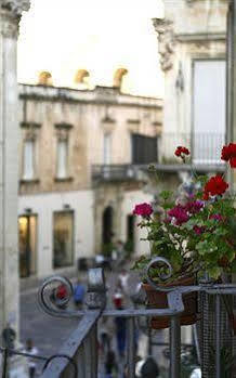 Palazzo Belli B&B Lecce Luaran gambar